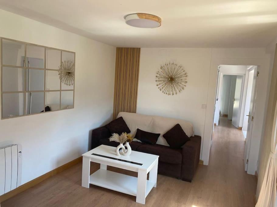 Amanecer En Collarada Apartment Villanua Ngoại thất bức ảnh