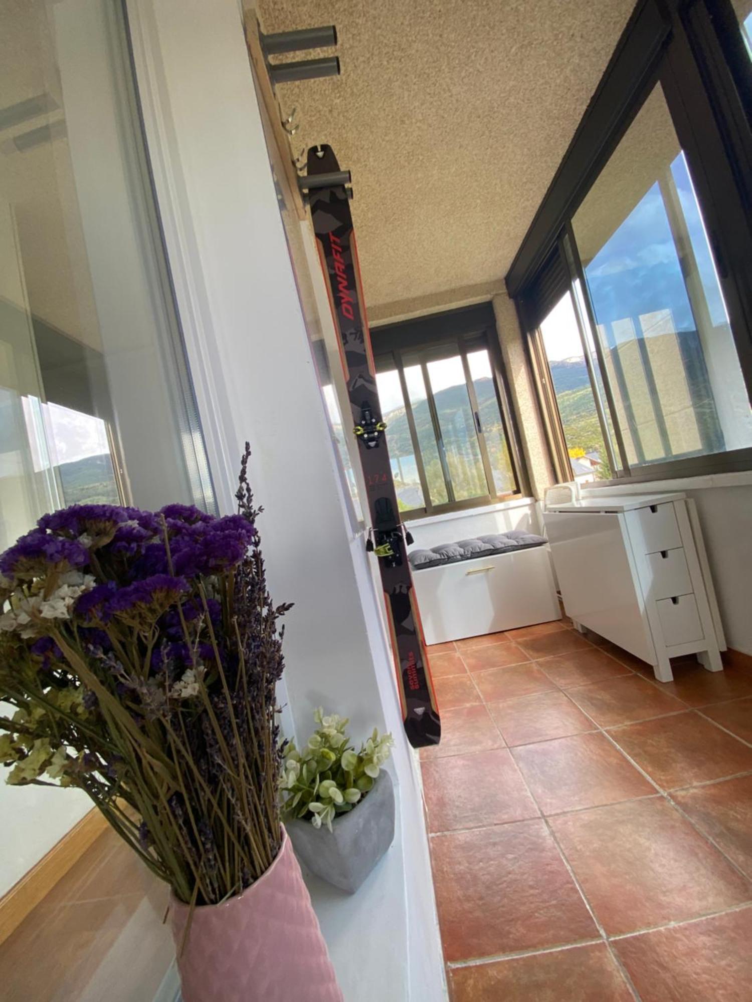 Amanecer En Collarada Apartment Villanua Ngoại thất bức ảnh